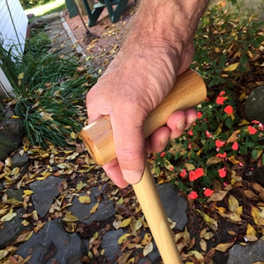 comfortable grip of self defense cane
